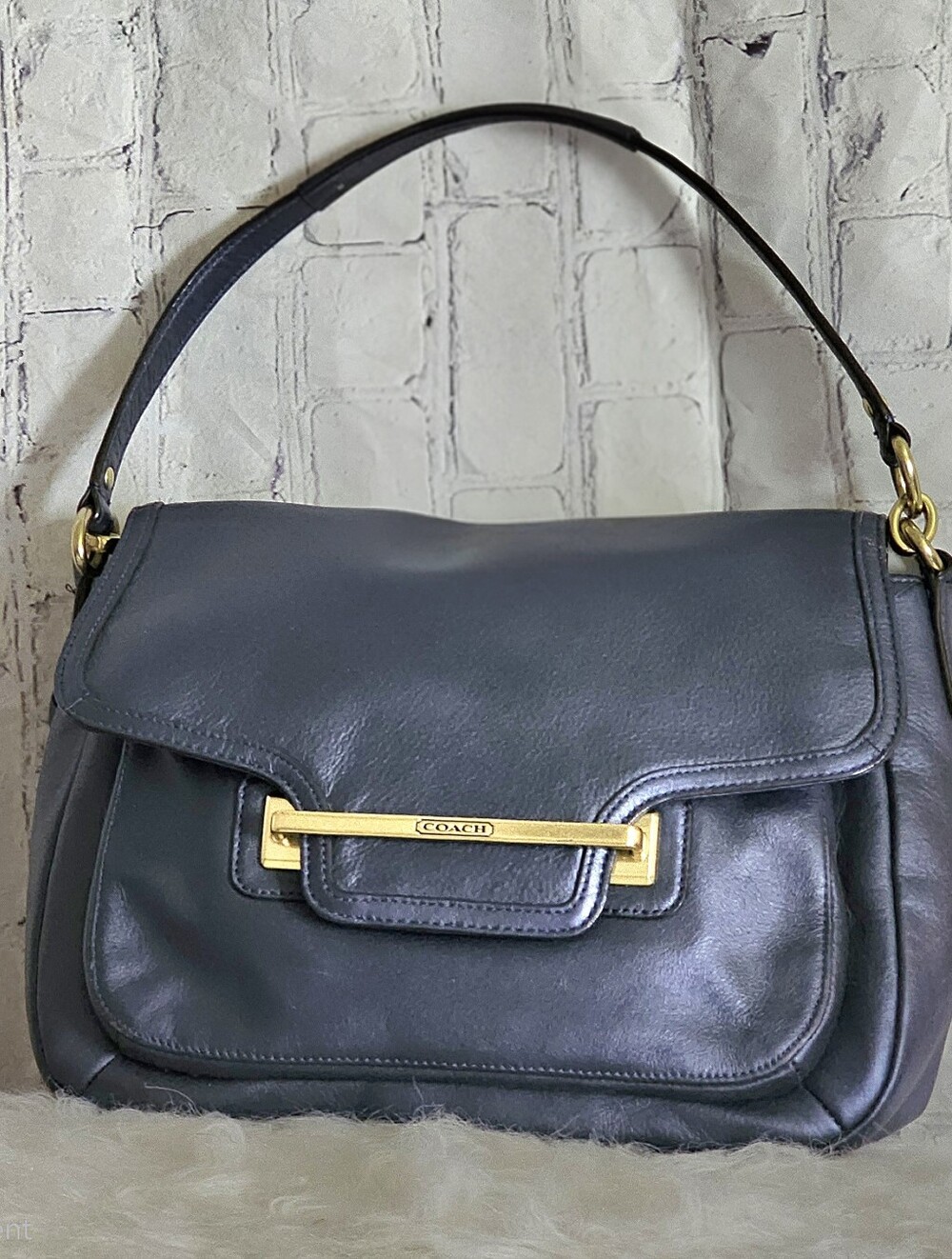 Vintage Coach Navy Blue Leather Shoulder Bag with Gold Bar Detail